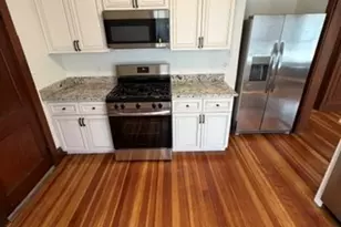 32 Boutwell St, Boston, MA 02122 - Photo 11