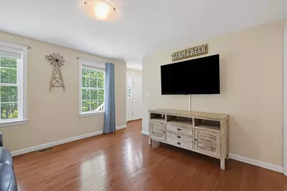 5 County Street, Berkley, MA 02779 - Photo 19