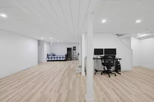 5 County St, Berkley, MA 02779 - Photo 31