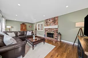 114 Longwater Dr, Hanover, MA 02339 - Photo 11