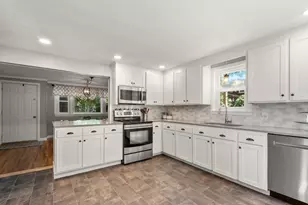 257 Elmwood St, North Attleboro, MA 02760 - Photo 3