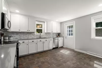 257 Elmwood St, North Attleboro, MA 02760 - Photo 5