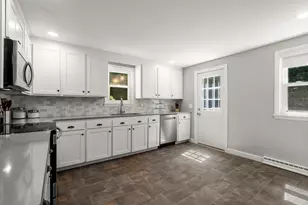 257 Elmwood St, North Attleboro, MA 02760 - Photo 5