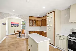 22 Beach Ave, Swampscott, MA 01907 - Photo 15