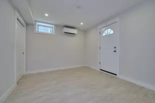 17 Macarthur St, Somerville, MA 02143 - Photo 11