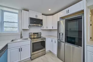 17 Macarthur St, Somerville, MA 02143 - Photo 7