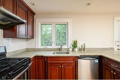79 Hilltop St, Milton, MA 02186 - Photo 9