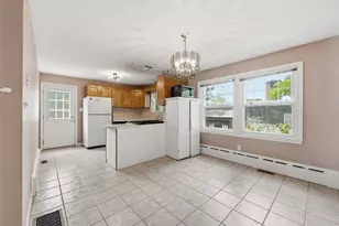 30 Bunkerhill St, North Andover, MA 01845 - Photo 5