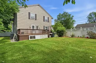 30 Bunkerhill St, North Andover, MA 01845 - Photo 17