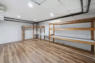 30 Bunkerhill St, North Andover, MA 01845 - Photo 15