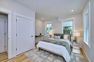 17 Macarthur St, Somerville, MA 02143 - Photo 5