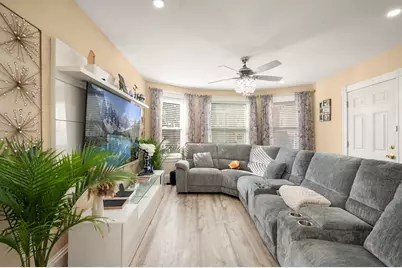 134-136 Boxford St, Lawrence, MA 01843 - Photo 9