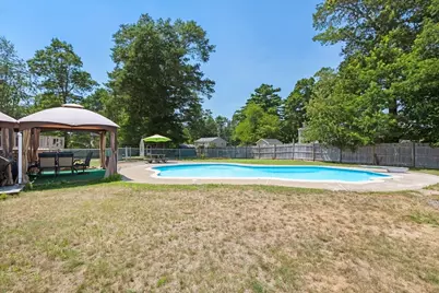 8 Cornish St, Carver, MA 02330 - Photo 9