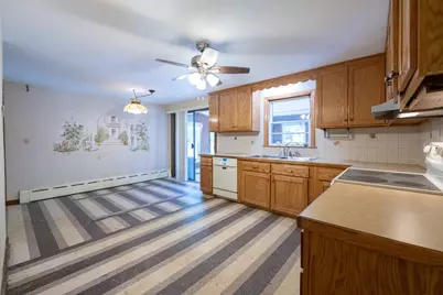 12 Melrose Ave, Dartmouth, MA 02747 - Photo 3