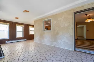 12 Melrose Ave, Dartmouth, MA 02747 - Photo 7