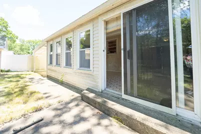 12 Melrose Ave, Dartmouth, MA 02747 - Photo 13