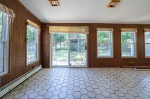 12 Melrose Ave, Dartmouth, MA 02747 - Photo 11