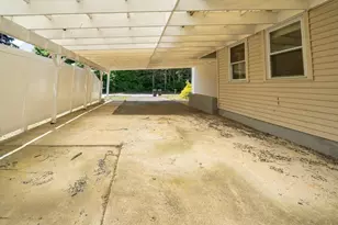 12 Melrose Ave, Dartmouth, MA 02747 - Photo 23