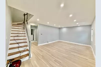 15 Berwick St #15, Melrose, MA 02176 - Photo 7