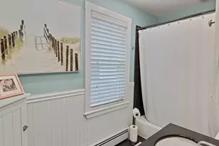 13 St James St, Newton, MA 02458 - Photo 23