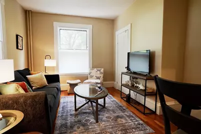 83 Pleasant St #3, Marblehead, MA 01945 - Photo 3