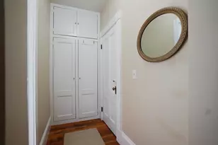 83 Pleasant St, Marblehead, MA 01945 - Photo 9