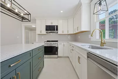 13 Fairway Lane, Medway, MA 02053 - Photo 5