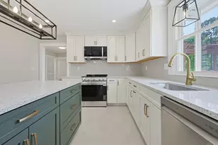 13 Fairway Ln, Medway, MA 02053 - Photo 5