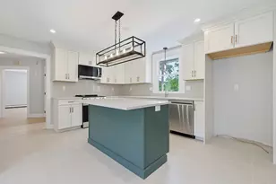 13 Fairway Ln, Medway, MA 02053 - Photo 9