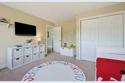 7 Stanley Cir, Mansfield, MA 02048 - Photo 29