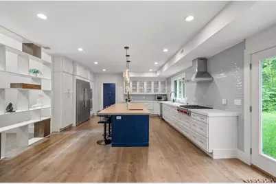 80 Locust Ln, Needham, MA 02492 - Photo 9