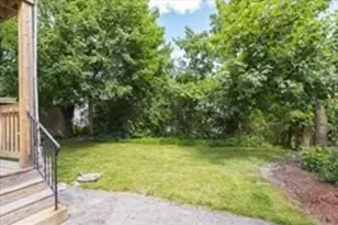 61 Marlboro St, Belmont, MA 02478 - Photo 9