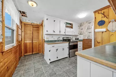 300 Central Ave, Scituate, MA 02066 - Photo 5