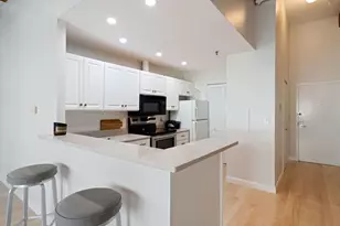 15 Sleeper St, Boston, MA 02210 - Photo 7