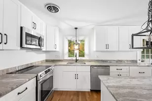 29 Devon Rd, Norwood, MA 02062 - Photo 3