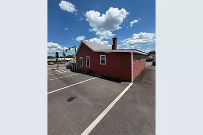 1637 Main St, Brockton, MA 02301 - Photo 9