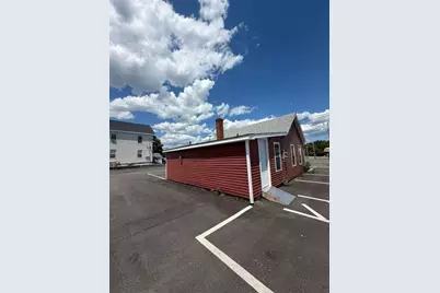 1637 Main St, Brockton, MA 02301 - Photo 5