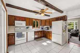 5 Pershing Ave, Acushnet, MA 02743 - Photo 9