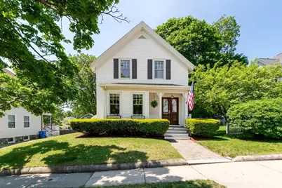 42 Lawrence St, Waltham, MA 02451 - Photo 3
