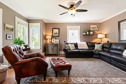 42 Lawrence St, Waltham, MA 02451 - Photo 7