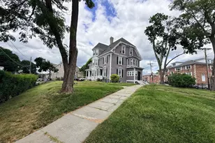 568 Main St, Woburn, MA 01801 - Photo 1
