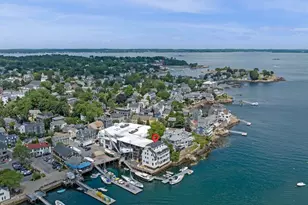 95 Front St, Marblehead, MA 01945 - Photo 3