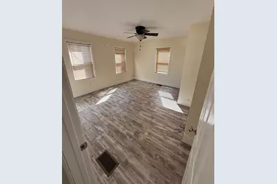 20 Church Ave, East Bridgewater, MA 02333 - Photo 11