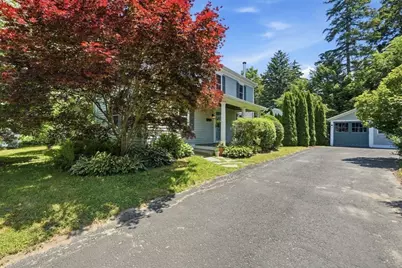 215 North St, Northampton, MA 01060 - Photo 3