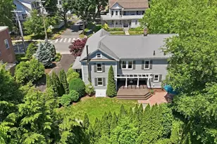 215 North St, Northampton, MA 01060 - Photo 1