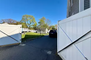 408 W Britannia St, Taunton, MA 02780 - Photo 15