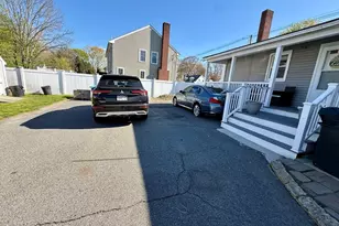 408 W Britannia St, Taunton, MA 02780 - Photo 9