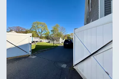 408 W Britannia St, Taunton, MA 02780 - Photo 15