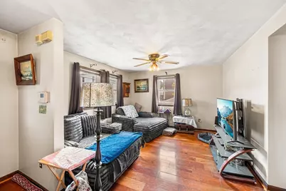 8 Myrtle St, Lynn, MA 01905 - Photo 7