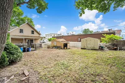 8 Myrtle St, Lynn, MA 01905 - Photo 31
